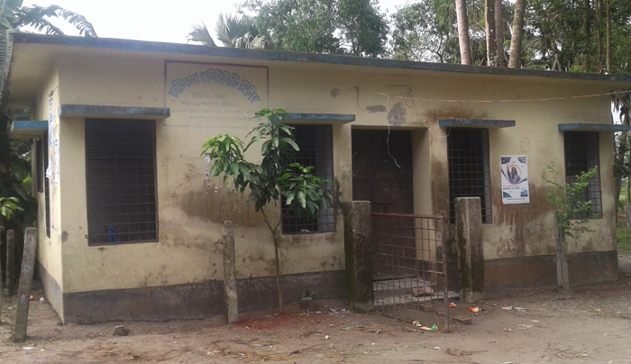 নাঙ্গলকোটে কমিনিউটি ক্লিনিক এখন ইউপি চেয়ারম্যানের কার্যালয় !