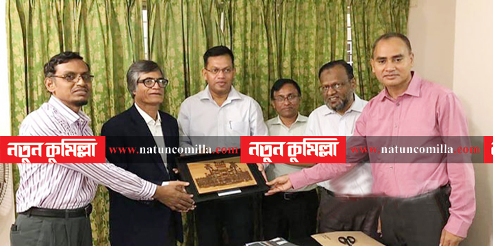 ঢাবির নয়া প্রোভিসিকে কুবি ভিসির শুভেচ্ছা