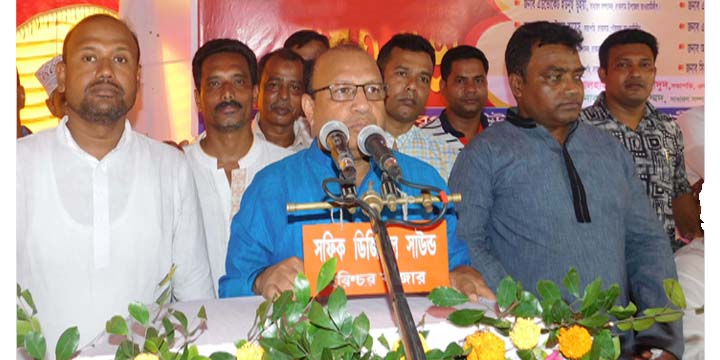 শেখ হাসিনার নেতৃত্বে বাংলাদেশ এখন বিশ্বে মর্যাদার আসনে