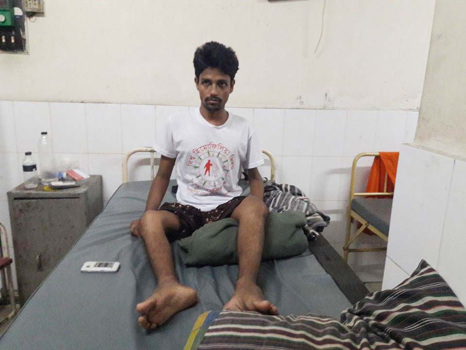 হিমোফিলিয়ায় আক্রান্ত মেধাবী ছাত্র শরিফের চিকিৎসায় সাহায্য প্রয়োজন