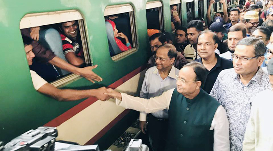 নির্বিঘ্নে বাড়ি ফিরা প্রধানমন্ত্রীর অবদান: রেলপথমন্ত্রী