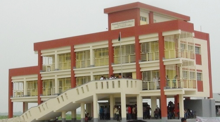 লাকসামে ১২ স্কুলের ভবন নির্মাণে তালিকা অনুমোদন