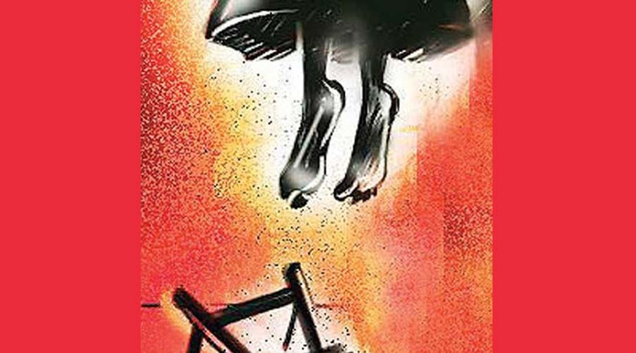 চৌদ্দগ্রামে গলায় ফাঁস দিয়ে দু’জনের আত্মহত্যা