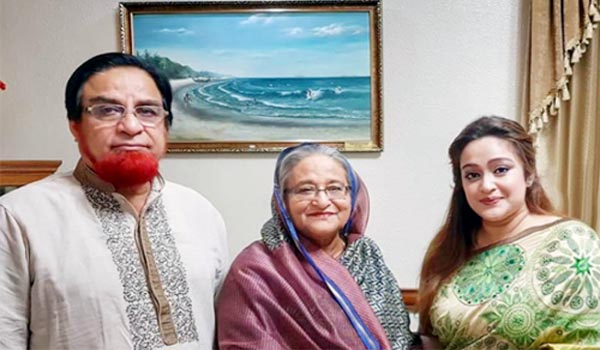 কুমিল্লায় নাশকতা প্রতিরোধে মহাসড়কে এমপি বাহার সমর্থকরা