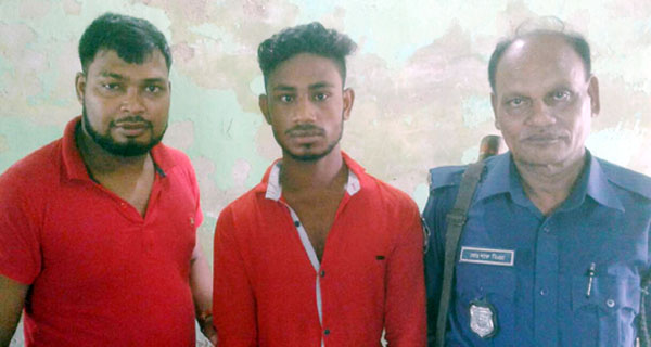 বুড়িচংয়ে পলাতক আসামী রবিউল গ্রেফতার