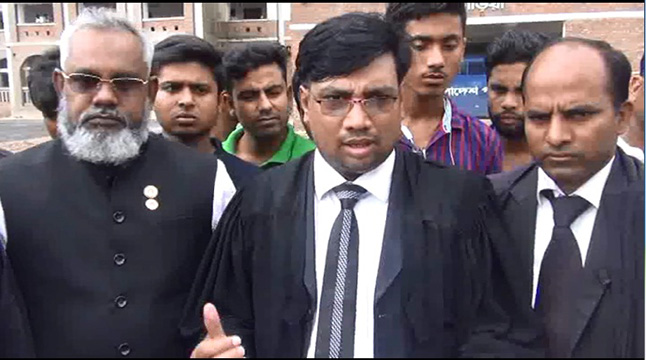 বঙ্গবন্ধুর আত্মজীবনীর বই ‘ছুঁড়ে ফেলায়’ দুইজনের বিরুদ্ধে মামলা