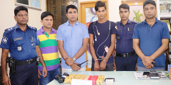 দেবিদ্বারে ৩০ হাজার পিস ইয়াবাসহ আটক এক