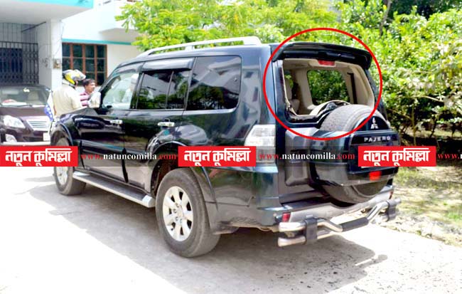 হত্যার উদ্দেশ্যে কুমিল্লায় কর্ণেল অলি আহাম্মদের গাড়িতে হামালা