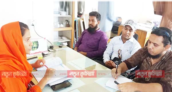 সদর দক্ষিণে সাংবাদিকদের সাথে মৎস্য কর্মকর্তার মতবিনিময়