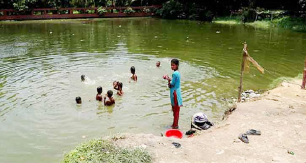 ব্রাহ্মণপাড়ায় পুকুরের পানিতে ডুবে শিশুর মৃত্যু