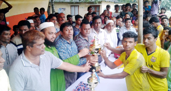 নাঙ্গলকোটে বঙ্গবন্ধু ফুটবল ফাইনাল খেলার অনুষ্ঠিত