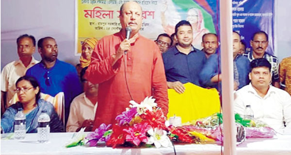 নারী শিক্ষার অগ্রগতি অব্যহৃত রাখতে নৌকায় ভোট চাইলেন মতিন খসরু