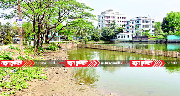 কুমিল্লার আমদীঘি এলাকায় নকশা বহির্ভূত সকল কার্যক্রম বন্ধ