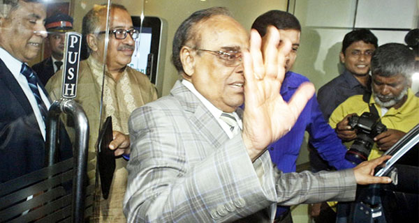 ব্যারিস্টার মইনুল হোসেনের জামিন নামঞ্জুর করেছেন আদালত