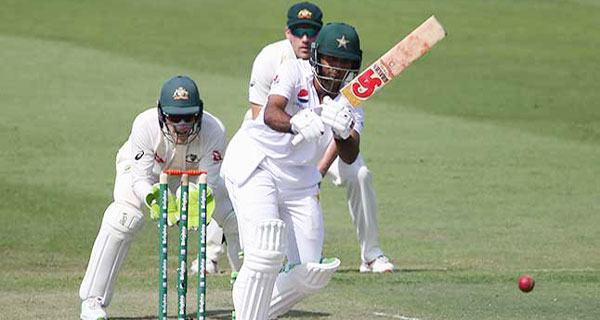 ফখর-সরফরাজে ঘুরে দাঁড়ানোর গল্প লিখল পাকিস্তান