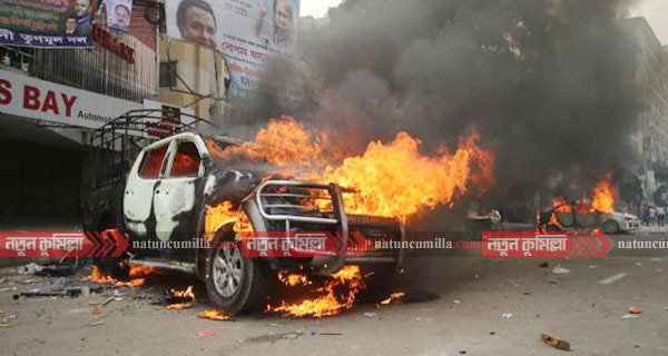 নয়াপল্টনে পুলিশের সাঙ্গে বিএনপি নেতাকর্মীদের ধাওয়া-পাল্টা ধাওয়া