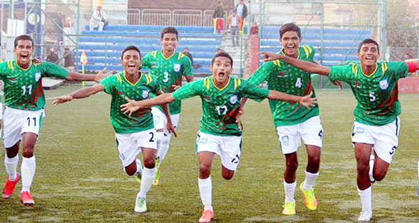 সাফ অনূর্ধ্ব-১৫ ফুটবল চ্যাম্পিয়ন দলে কুমিল্লার শাকিল