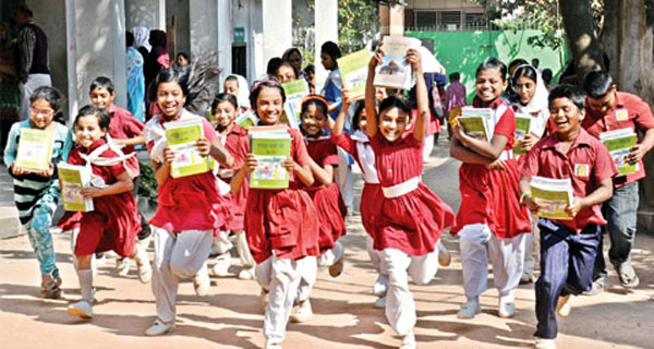 ‘পহেলা জানুয়ারিতেই শিশুদের হাতে নতুন বই’