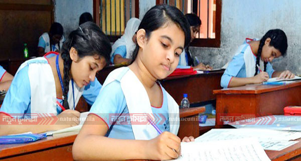 কুমিল্লায় ৪০ মিনিট দেরিতে প্রশ্ন দেয়ার ঘটনায় দুই তদন্ত কমিটি