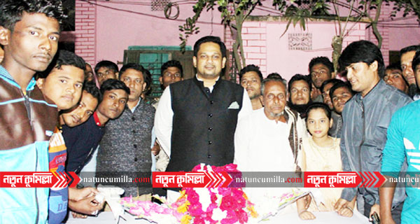 দেবিদ্বারে সোবহান চৌধুরীর বাড়িতে নৌকার উঠান বৈঠক