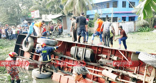 কুমিল্লায় মহাসড়কে পৃথক সড়ক দুর্ঘটনায় নিহত ৮