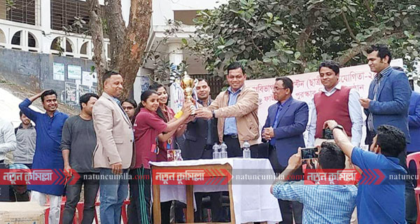 কুবিতে প্রমিলা ব্যাডমিন্টন টুর্নামেন্টের চ্যাম্পিয়ন পরিসংখ্যান বিভাগ