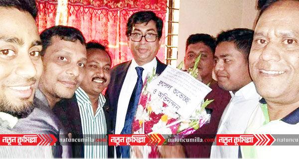 পল্লী বিদ্যুৎ সমিতির পরিচালক হয়ে সংসদ নজরুলকে মমিনের শুভেচ্ছা