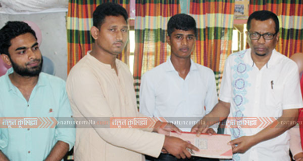 রাসেল সরকার ভিক্টোরিয়া কলেজের সিনিয়র রোভার মেট মনোনীত