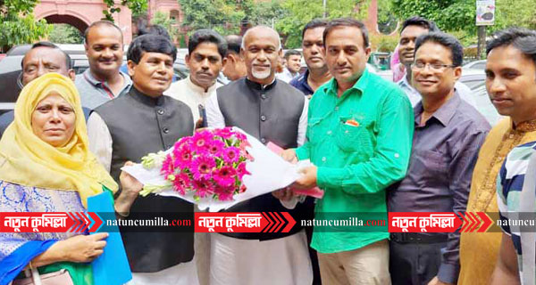 সদর দক্ষিণ উপজেলা চেয়ারম্যান ও ভাইস-চেয়ারম্যানদের শপথ