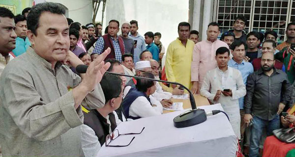 আর্থিক খাতে এই মুহূর্তে কোনোরকম ঝুঁকি নেই: অর্থমন্ত্রী