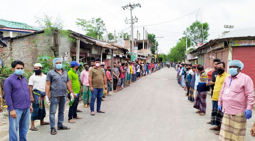 লাকসামে চিকিৎসকের নামে অপপ্রচার, প্রতিবাদে মানববন্ধন