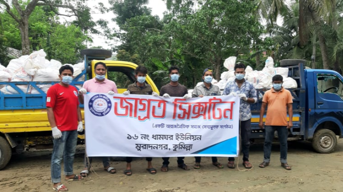 মুরাদনগরে ৯’শ পরিবারের পাশে শিক্ষার্থীদের সংগঠন জাগ্রত সিক্সটিন
